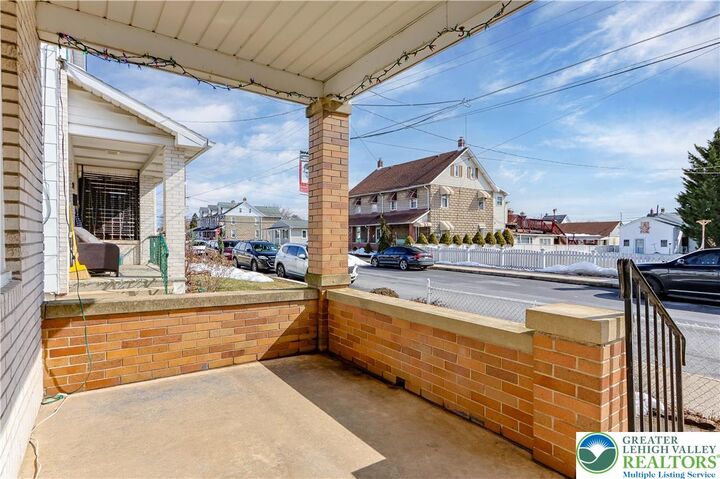 Property Photo:  455 E 11th Street  PA 18067 