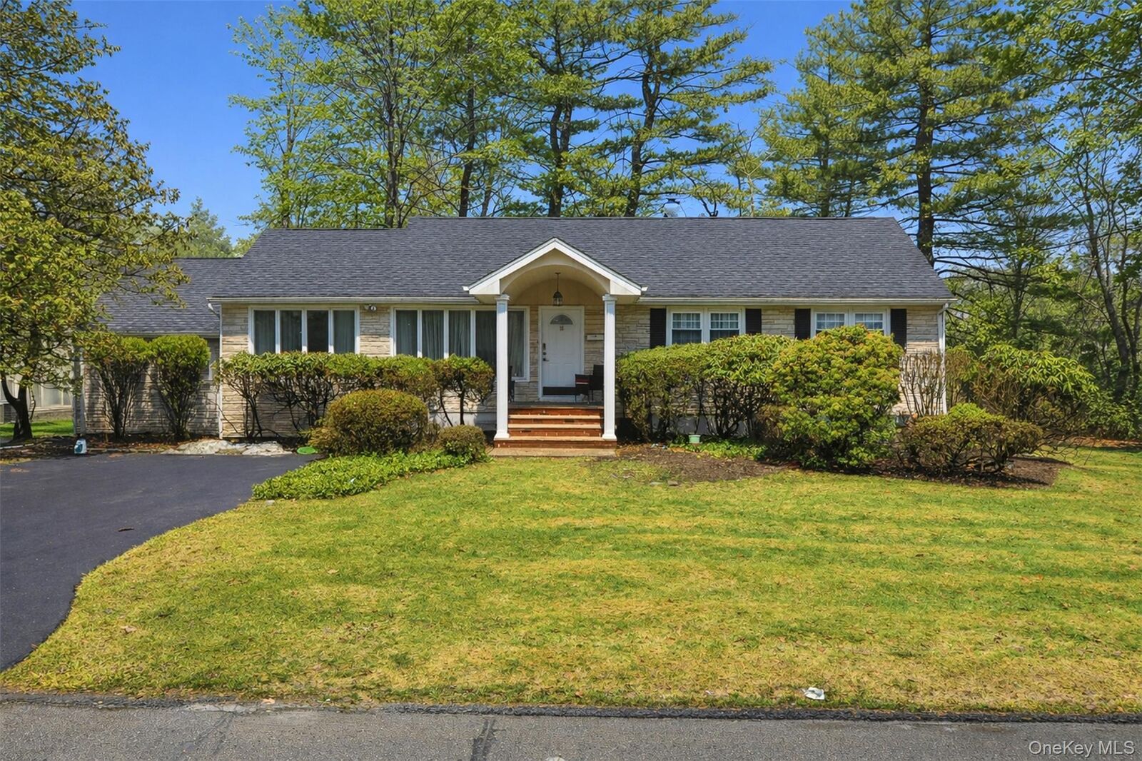 Property Photo:  15 Hershel Terrace  NY 10952 