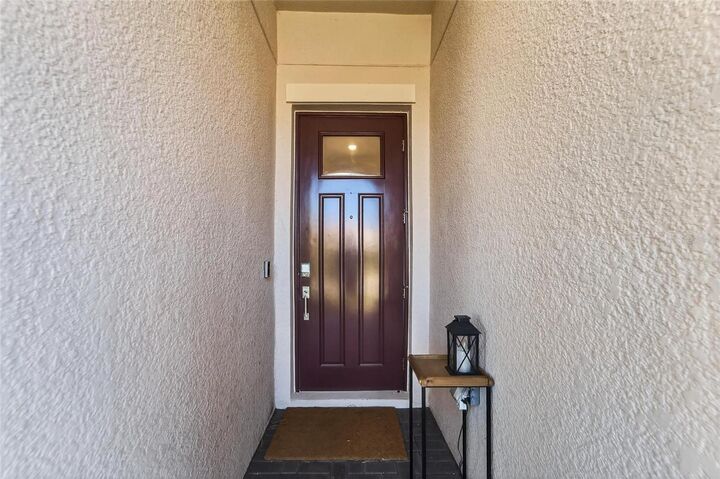 Property Photo: 17212 Holly Well Avenue FL 33598