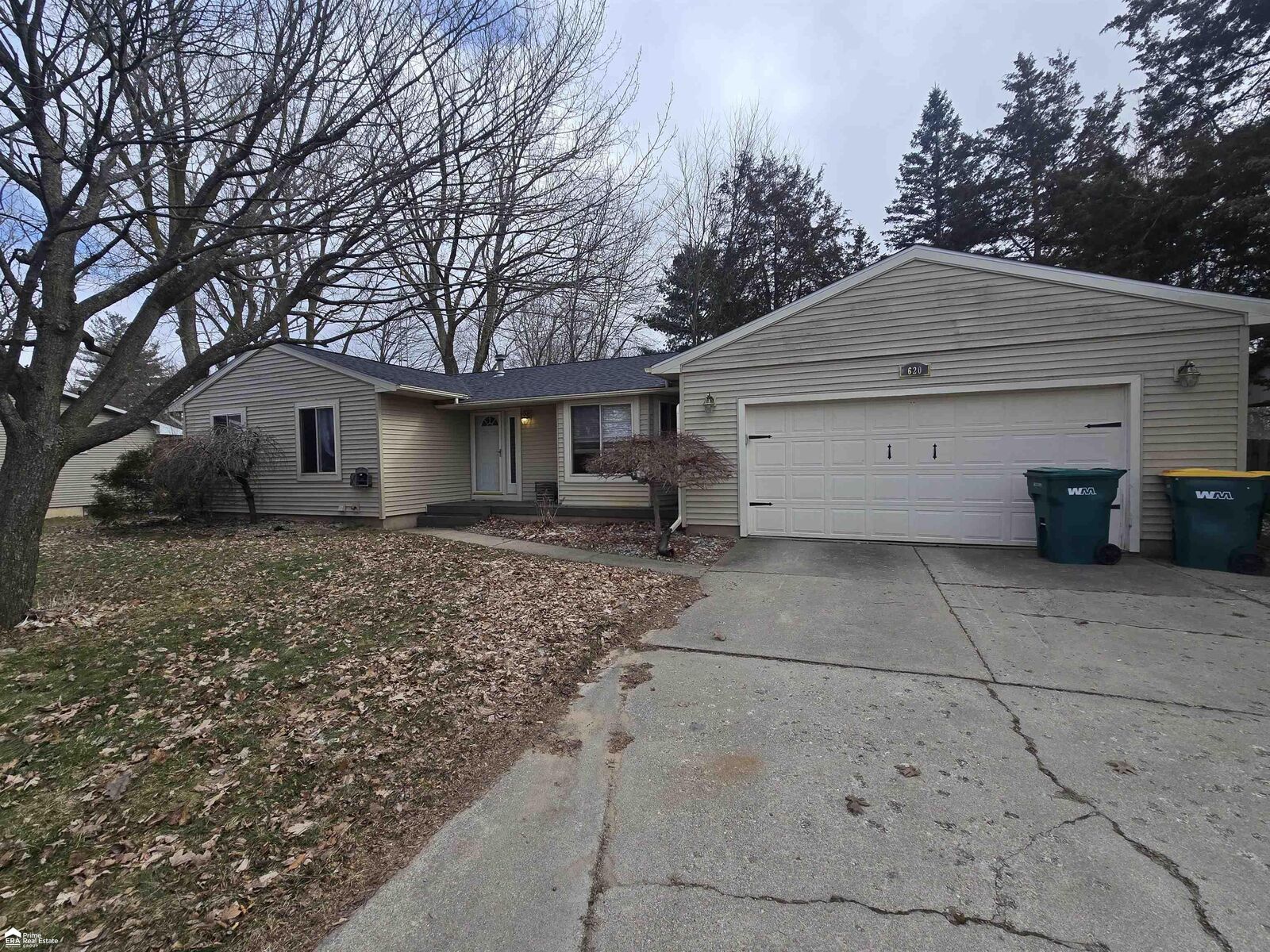 Property Photo:  620 Carpenter Road  MI 48433 