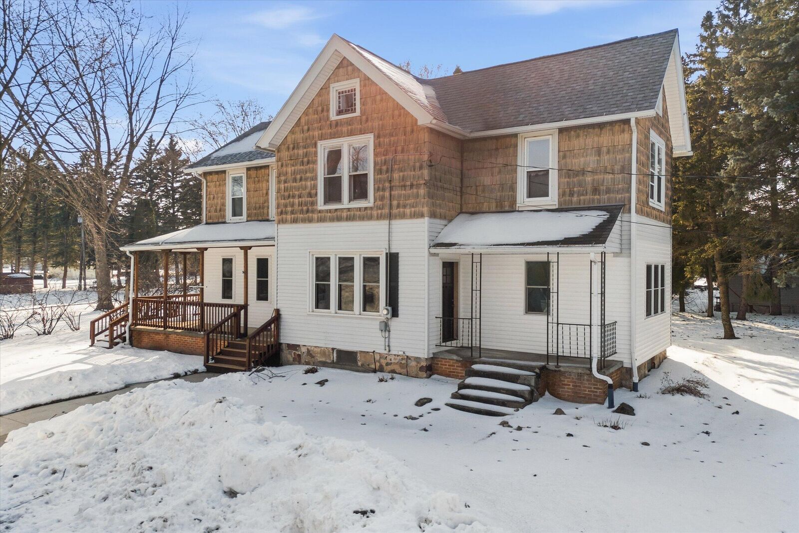 Property Photo:  4607 County Road J -  WI 53083 