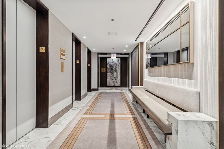 Property Photo:  180 E Pearson Street 3807  IL 60611 