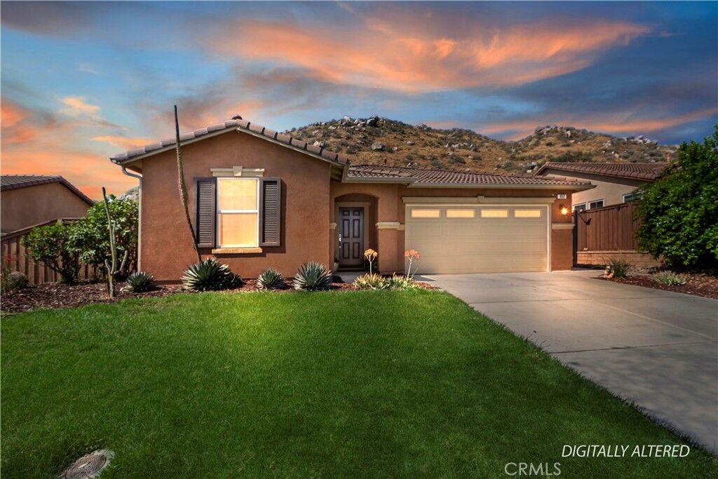 Property Photo: 852 Yukon CA 92582