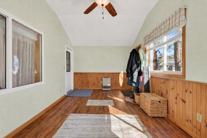 Property Photo: 18 Camp Ellis Avenue ME 04072