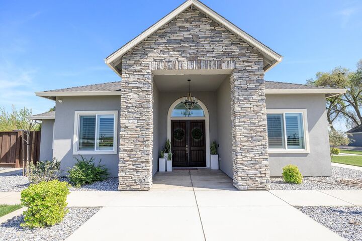 Property Photo: 4486 Weir Avenue CA 95334
