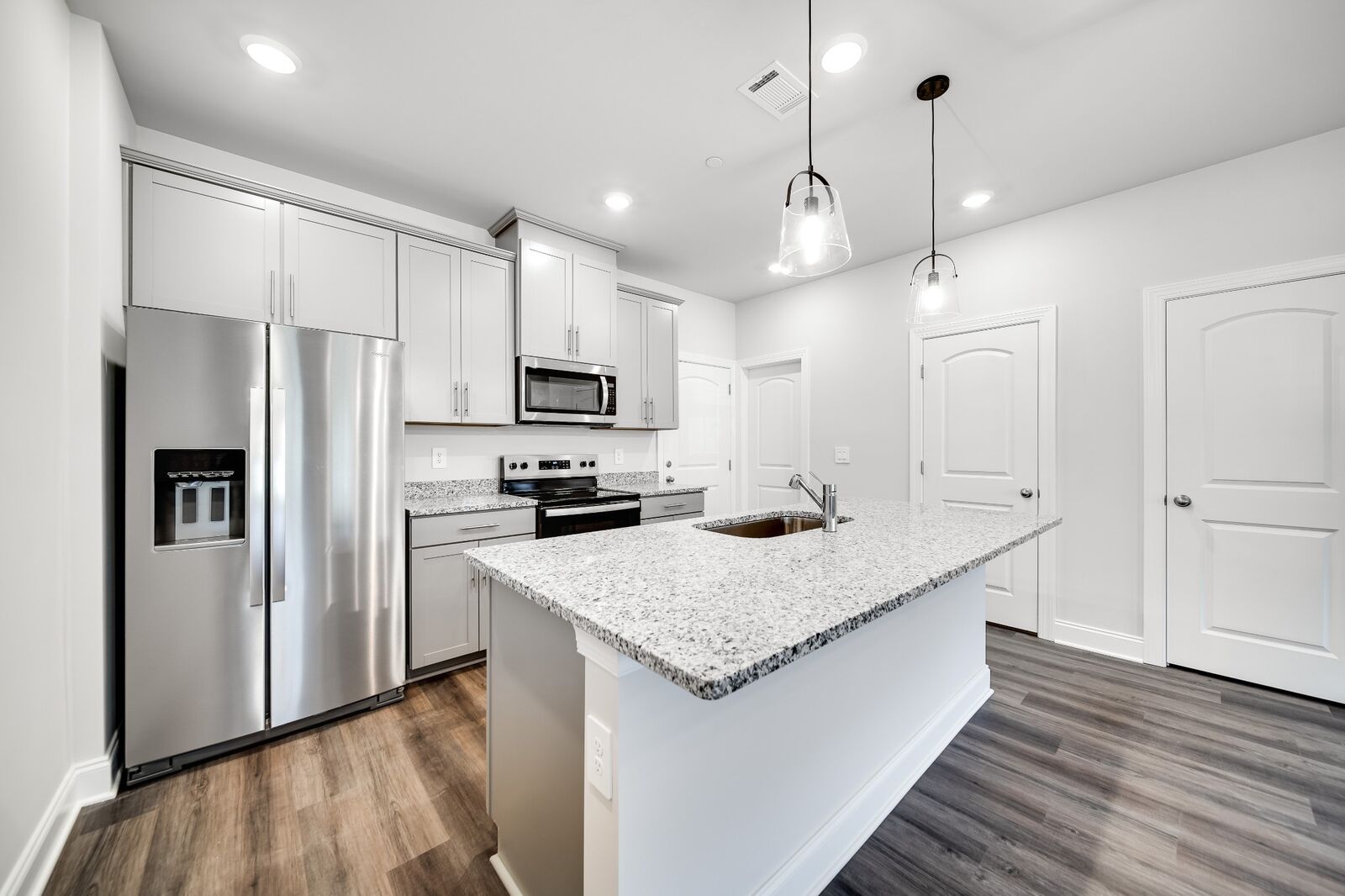 Property Photo:  204 Douglas Bend Rd 405  TN 37066 