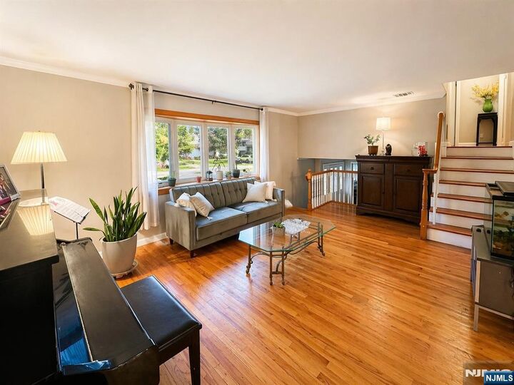 Property Photo:  71 Stewart Street  NJ 07627 