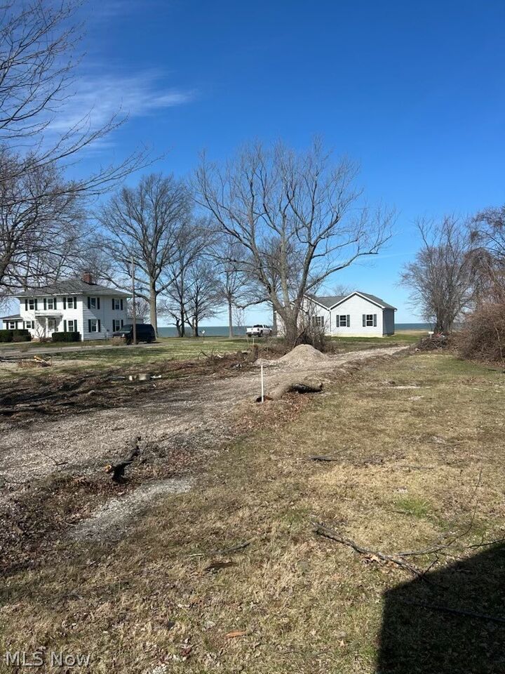 Property Photo:  2912 W Erie Avenue  OH 44053 