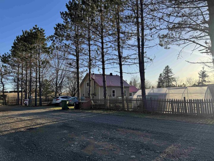 Property Photo:  107 Upper Pembroke Road  NS B0N 2P0 