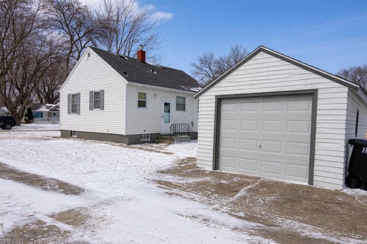 Property Photo: 1630 14th Street S ND 58103