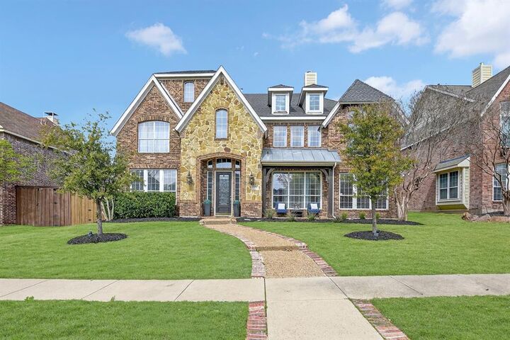 Property Photo:  5170 Mohegan Lane  TX 75034 