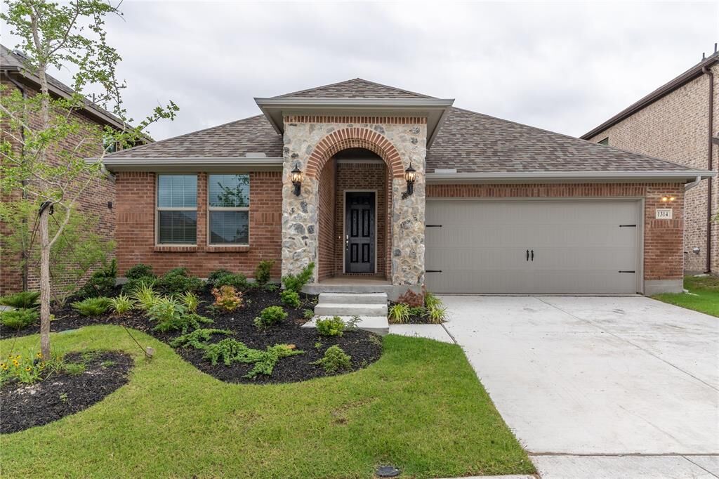 Property Photo:  1314 Elizabeth Street  TX 75409 