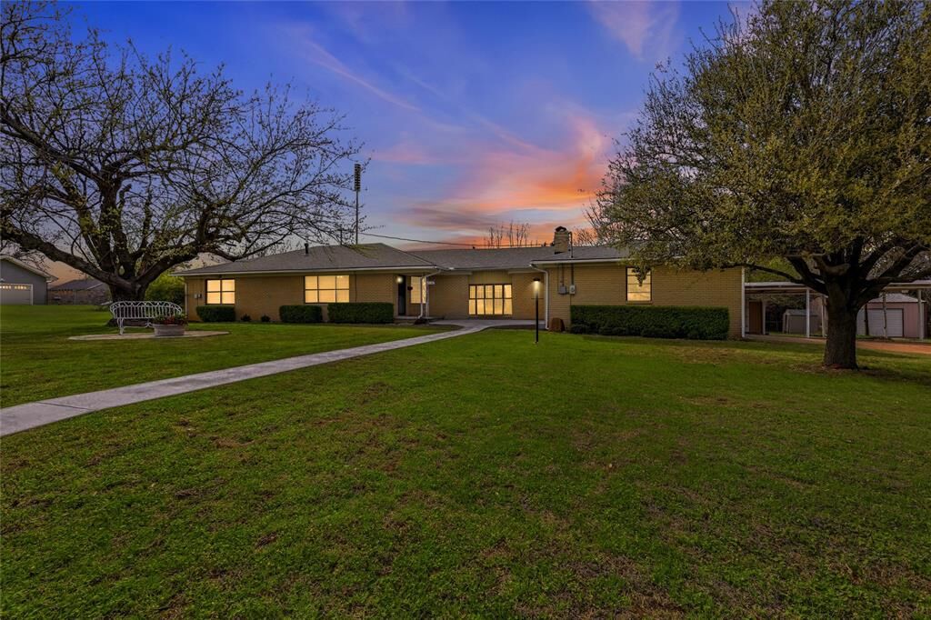 Photo de la propriété: 1106 Central Avenue TX 76230