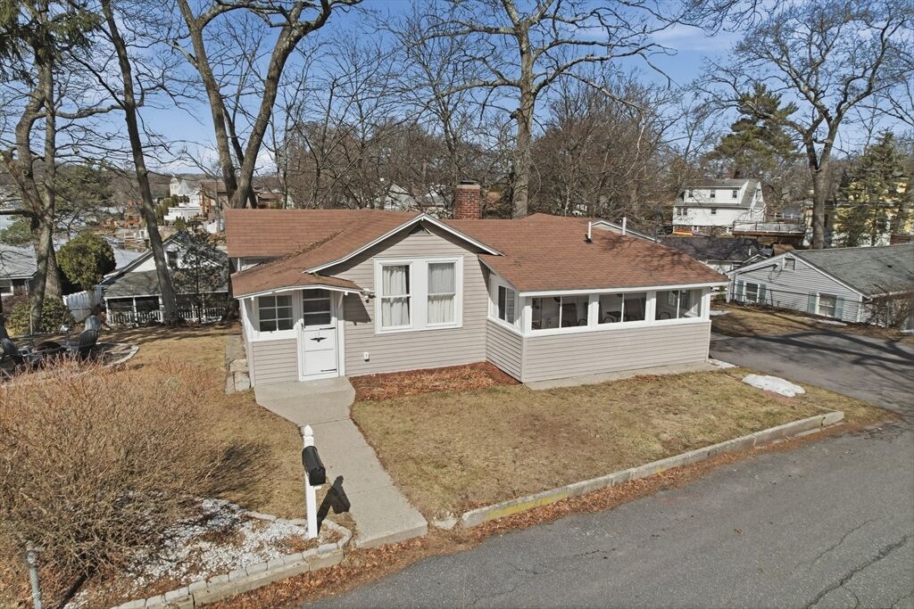 Property Photo:  81 Bay View Drive  MA 01545 