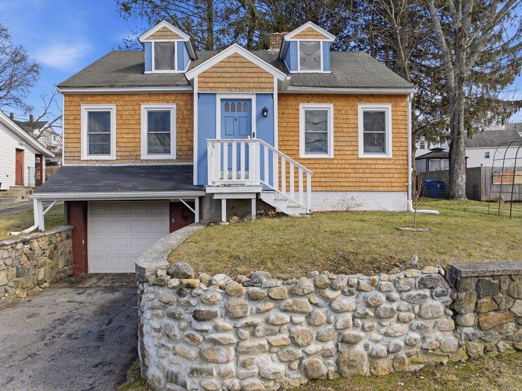 Property Photo:  14 Bellevue Ave  MA 01082 