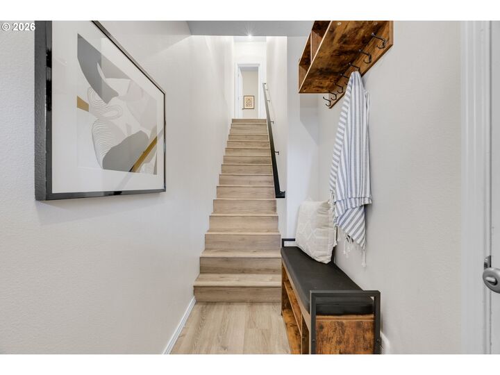 Property Photo: 435 NE Cook St OR 97212