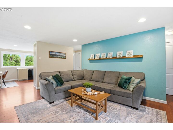 Property Photo:  4150 Fraser Ln  OR 97302 