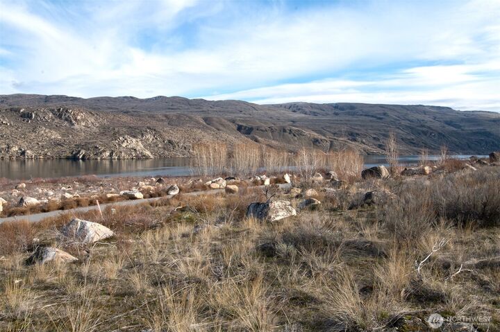 Property Photo:  0 Nna  Lot 5 Lazy Lightning Long Plat  WA 98846 