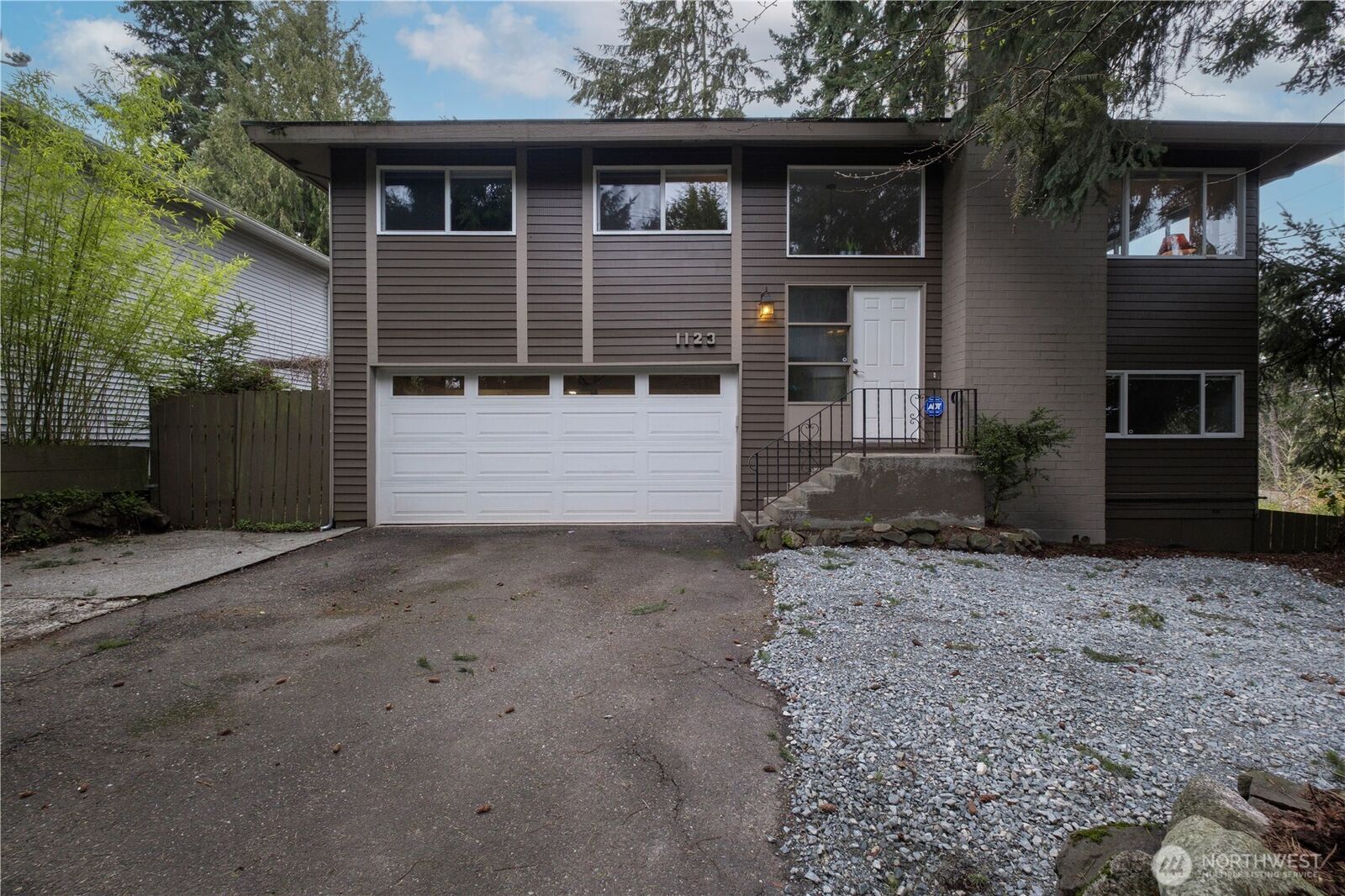 Property Photo: 1123 SW 144 Street WA 98166
