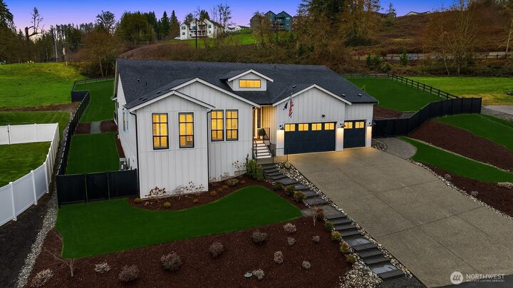 Property Photo:  15912  201st Place SE  WA 98272 