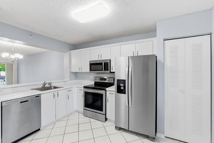 Property Photo:  9511 Weldon Circle G207  FL 33321 