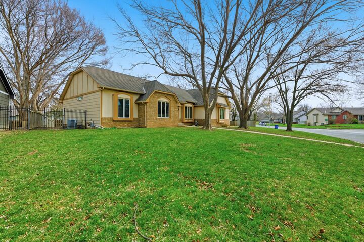 Property Photo:  1310 N Prescott St  KS 67212 