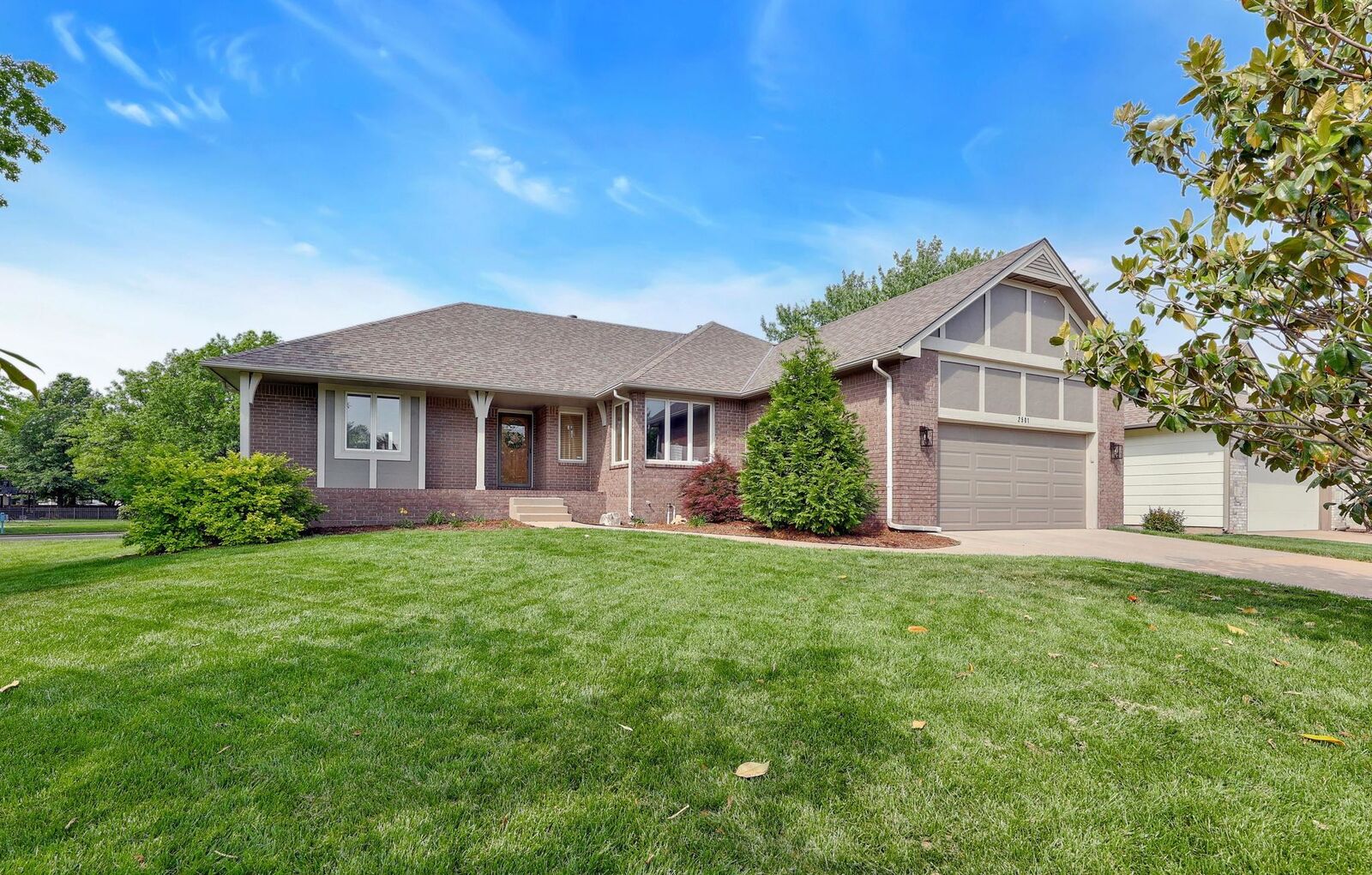Property Photo: 2501 N Fox Run KS 67226