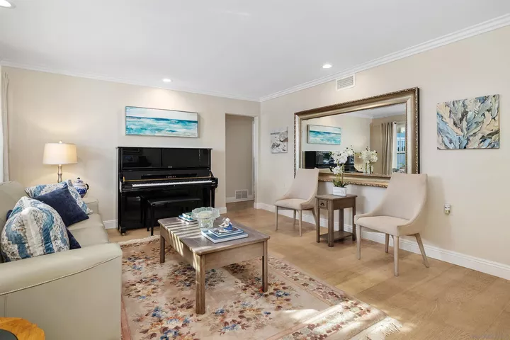 Property Photo: 3565 Mount Burnham Ct CA 92111