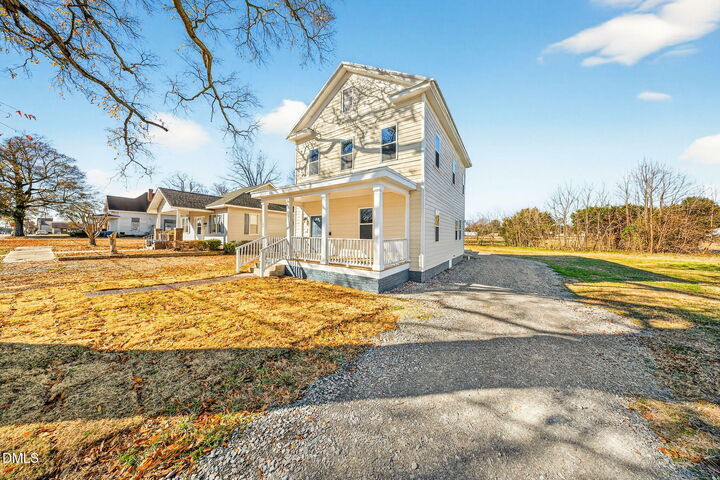Property Photo:  309 N Wilson Avenue  NC 28334 