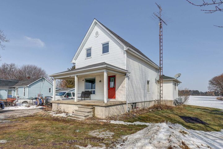 Property Photo:  20351 Duart Road  ON N0L 1X0 