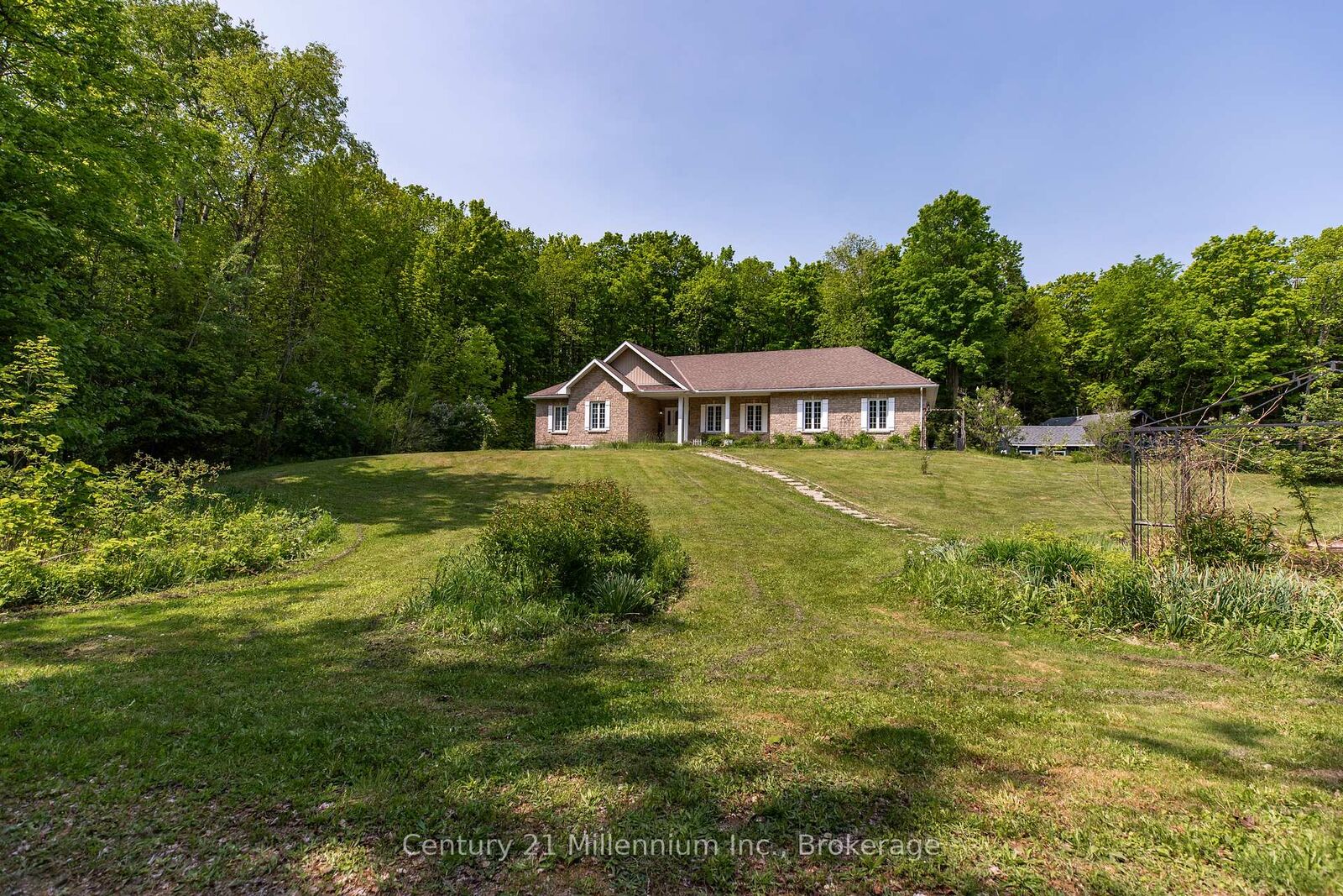 Property Photo:  215319 Concession 4 N/A  ON N0H 2V0 