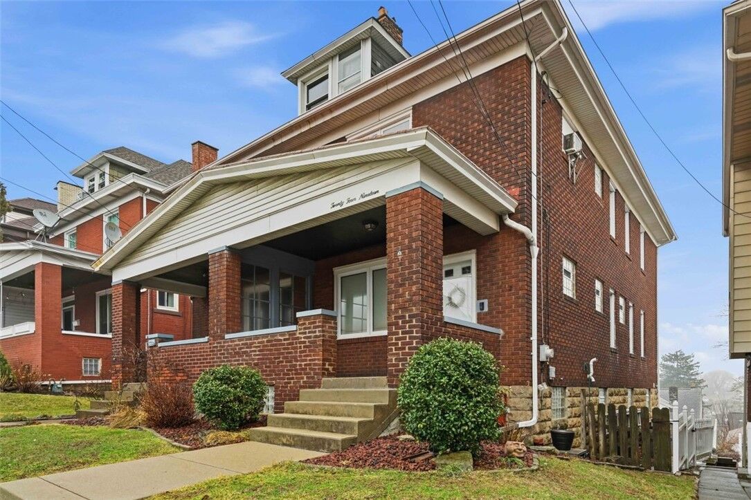 Property Photo:  2419 Pioneer Ave  PA 15226 