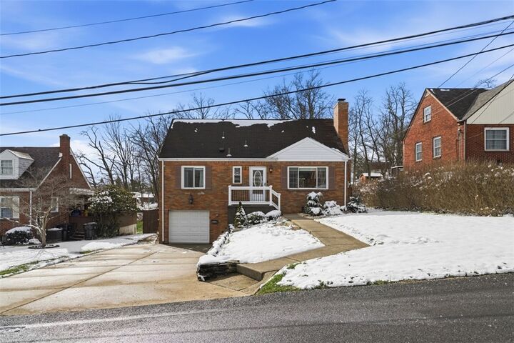 Property Photo:  5386 Pennsylvania S  PA 15102 