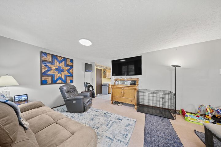 Property Photo:  1106 Green Acres  KY 41169 