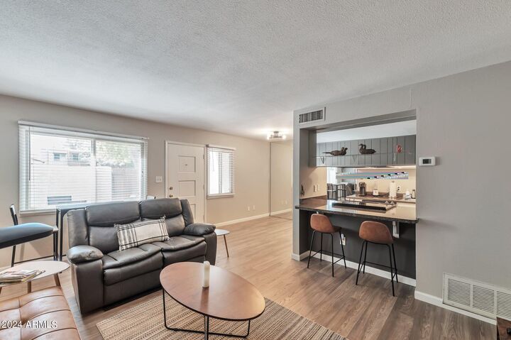 Property Photo: 4215 N 81st Street AZ 85251