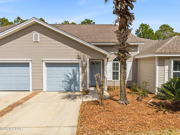 Property Photo: 125 Park Place FL 32413