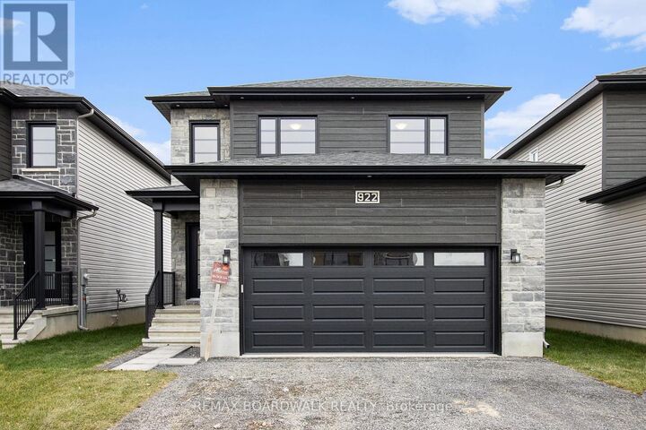 464 Falcon Lane — photo 1