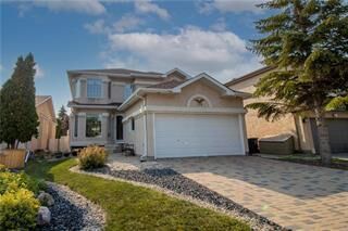 Property Photo:  144 Eaglemere Drive  MB R2K 4K9 