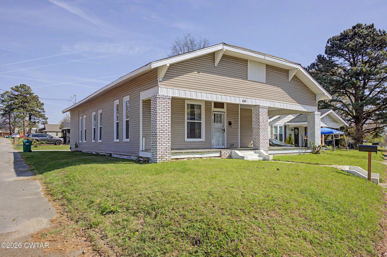 Property Photo: 435 Lexington Avenue TN 38301