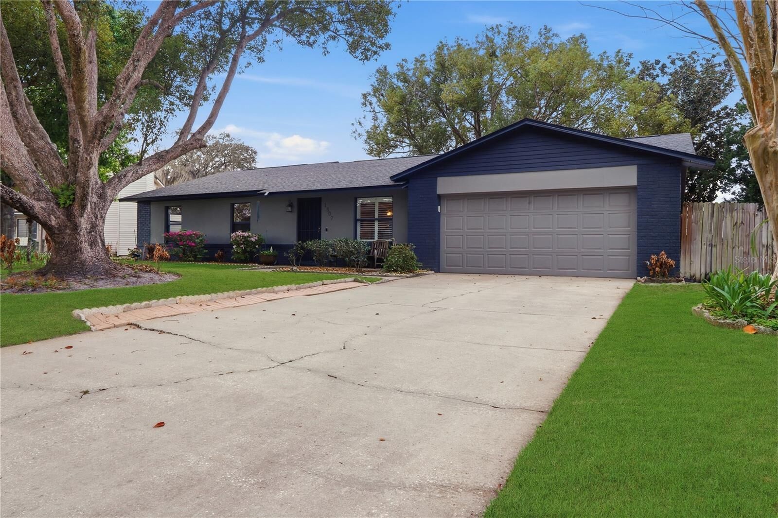 Property Photo:  1307 Ortega Street  FL 32708 