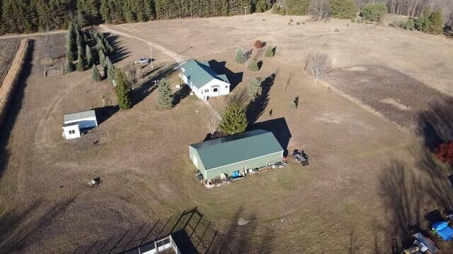 Property Photo: 7313 W 12 1/2 Road MI 49668