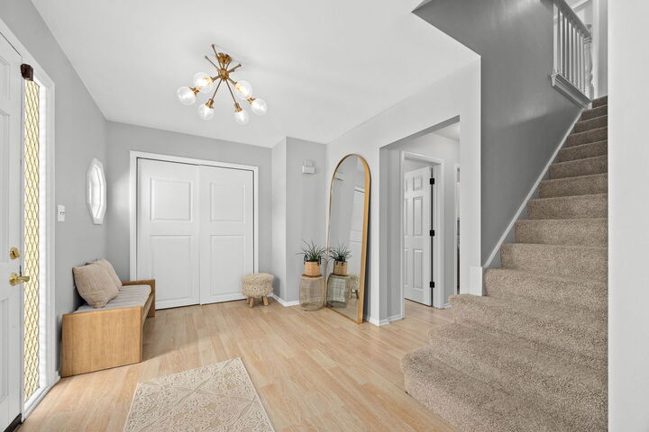 Property Photo:  1532 Swallow Street  IL 60565 