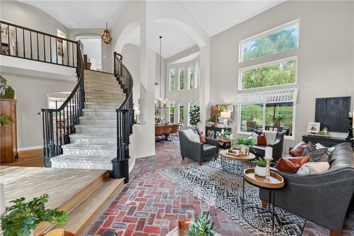 Property Photo:  21352 Silvertree Lane  CA 92679 