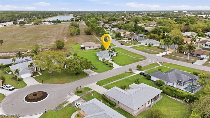 Property Photo:  750 Cherry Blossom Court  FL 34120 