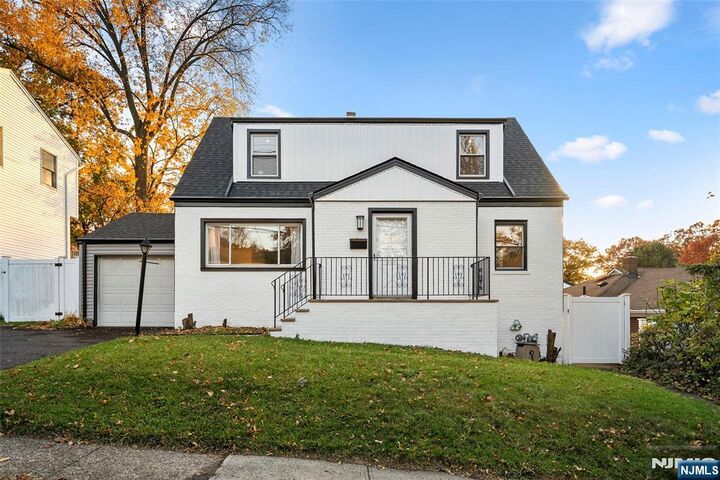 Property Photo:  636 Elm Avenue  NJ 07657 