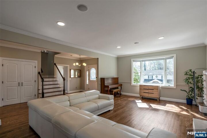 Property Photo:  33 Country Club Road  NJ 07670 