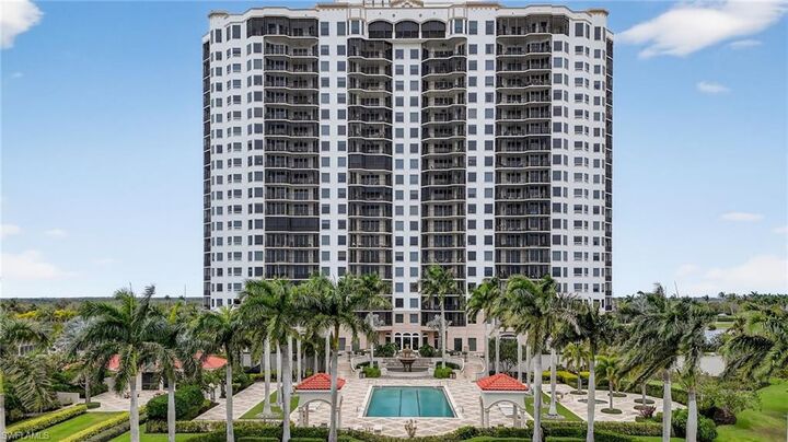 Property Photo: 1060 Borghese Ln 702 FL 34114