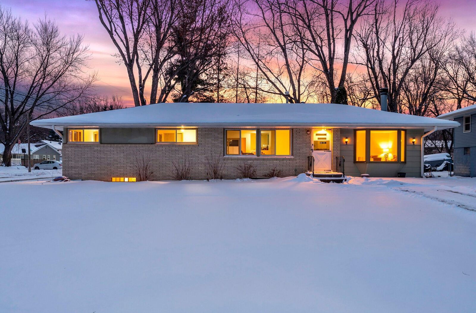 Property Photo:  1007 S Shore Drive  MN 55025 