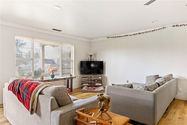 Property Photo:  905 S Park Place  AR 72758 