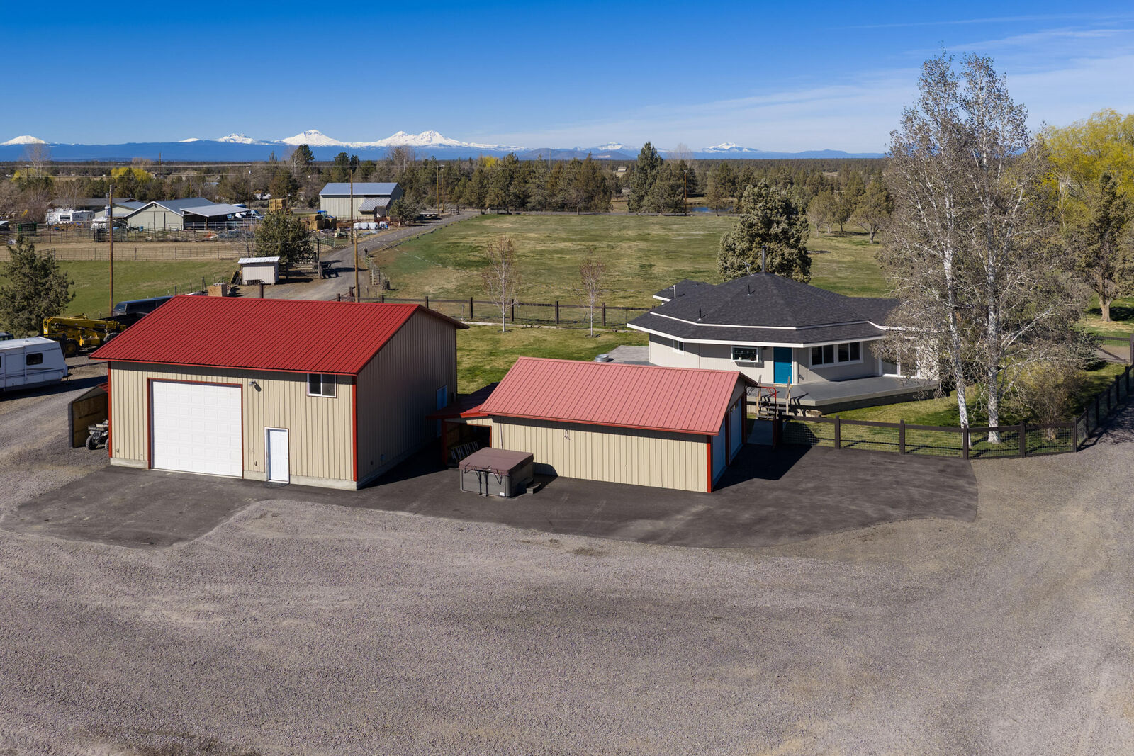 Property Photo:  4074 SW Reif Road  OR 97753 